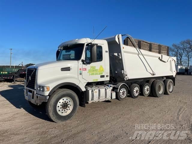 Volvo VHD 自卸式货车