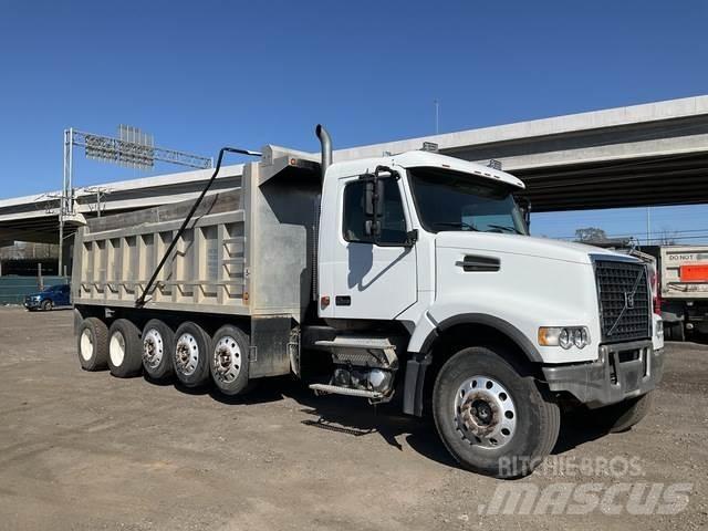 Volvo VHD 自卸式货车