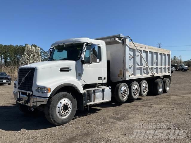 Volvo VHD 自卸式货车
