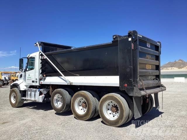 Volvo VHD 自卸式货车