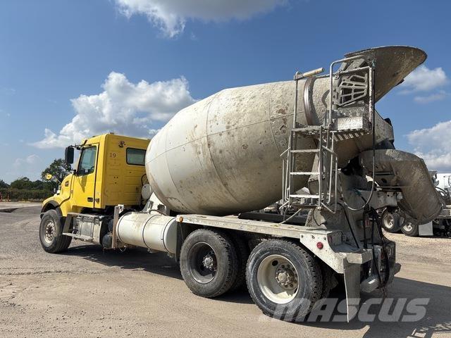 Volvo VHD64F 其他货车