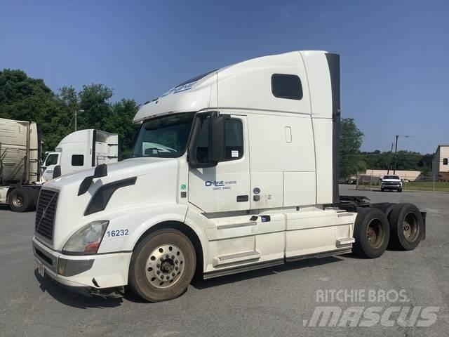 Volvo VNL 牵引车