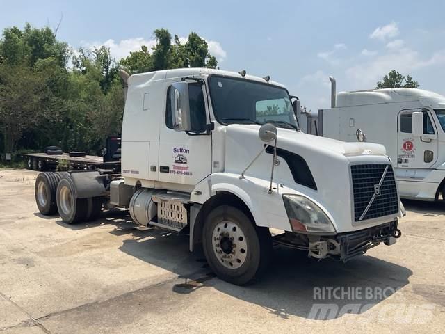 Volvo VNL 牵引车