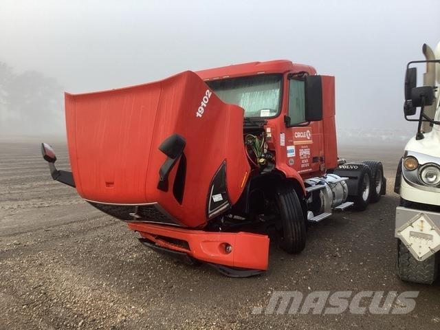 Volvo VNL 牵引车