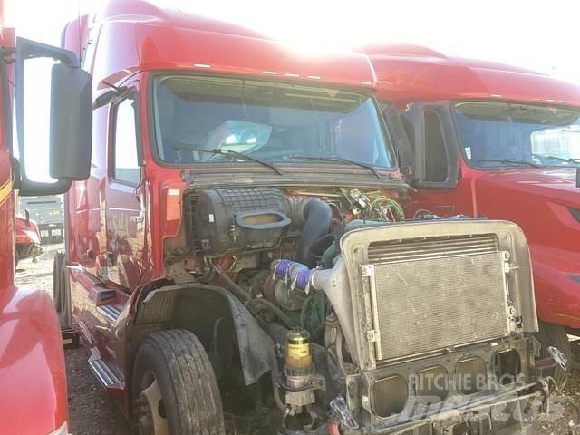 Volvo VNL 牵引车