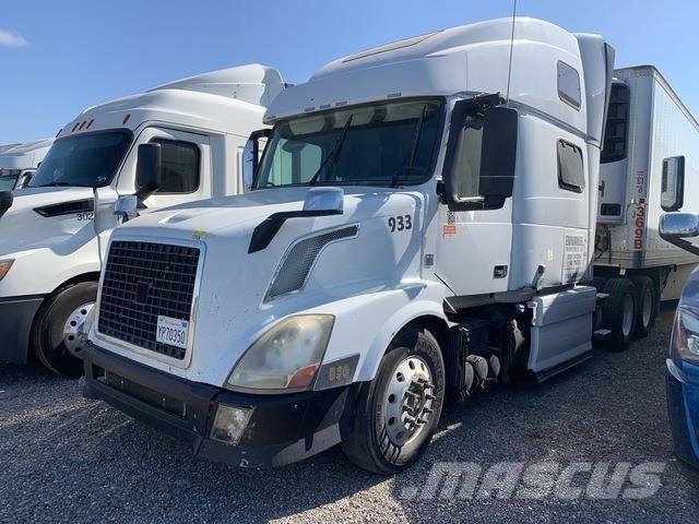 Volvo VNL 牵引车
