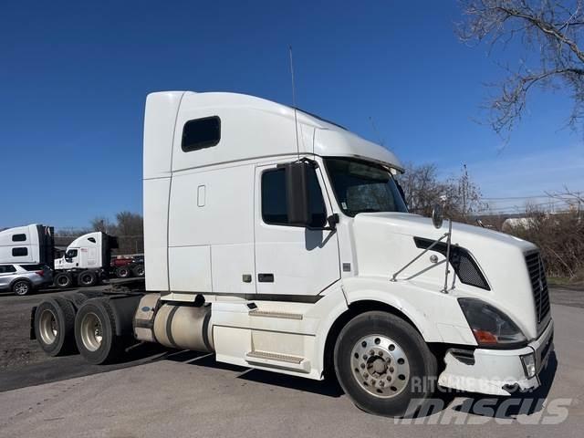 Volvo VNL 牵引车