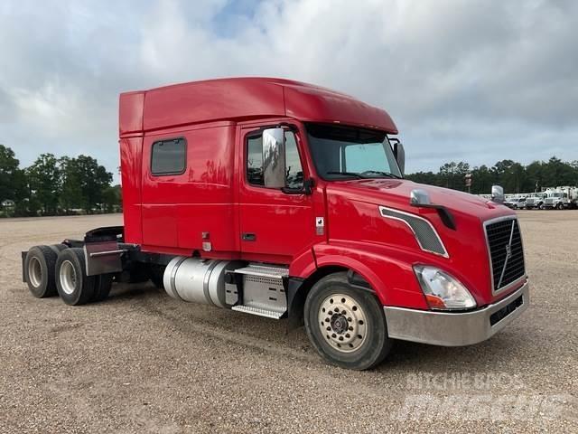 Volvo VNL 牵引车