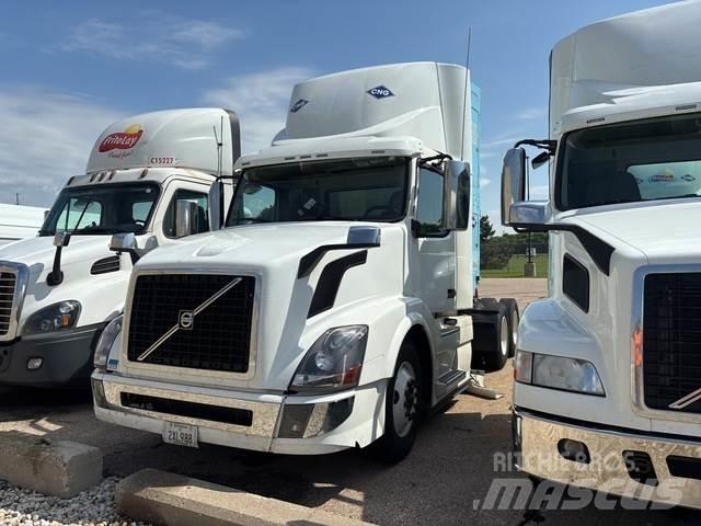 Volvo VNL 牵引车