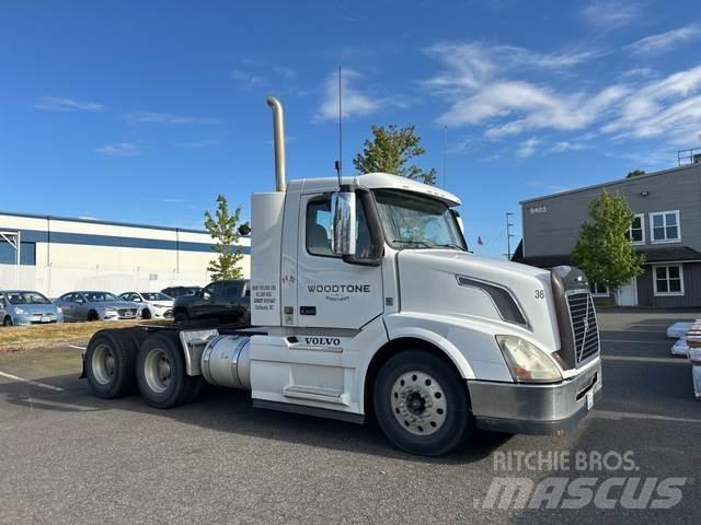 Volvo VNL 牵引车