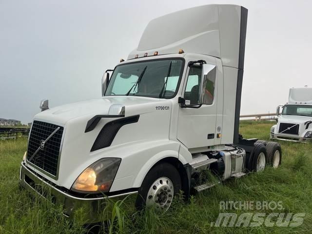 Volvo VNL 牵引车