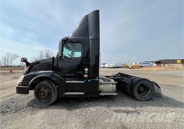Volvo VNL 牵引车
