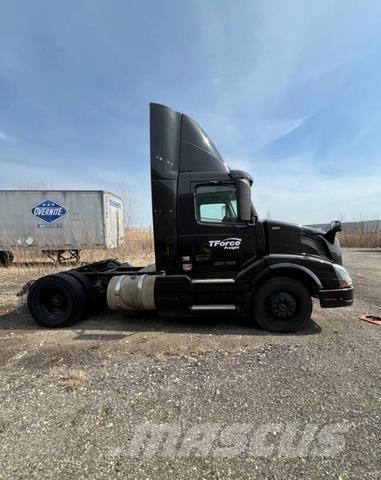 Volvo VNL 牵引车