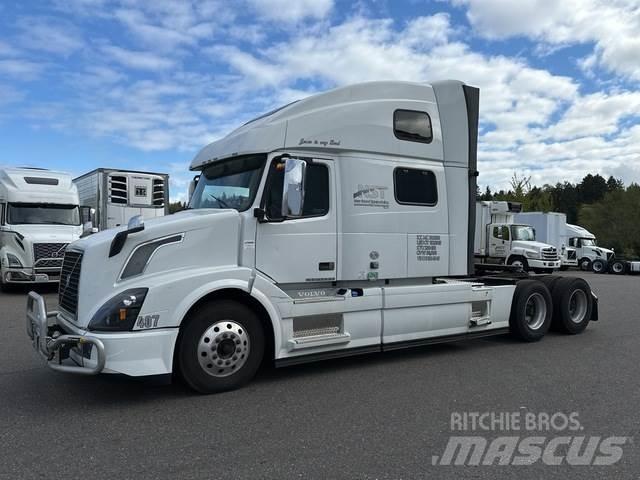 Volvo VNL 780 牵引车
