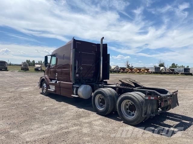 Volvo VNL630 牵引车