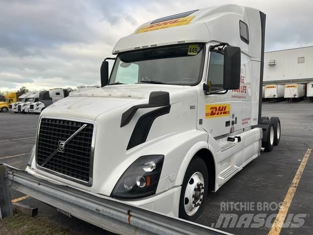 Volvo VNL670 牵引车