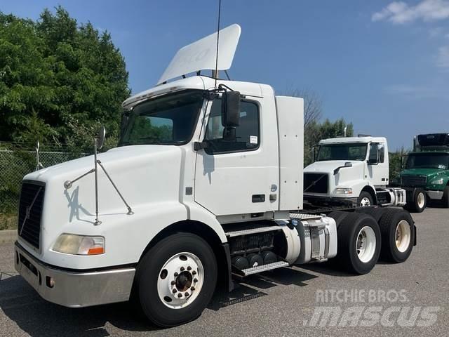 Volvo VNM 牵引车