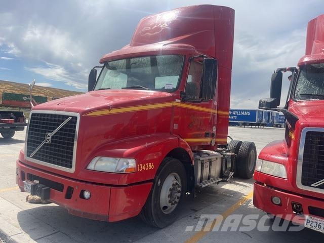 Volvo VNM 牵引车