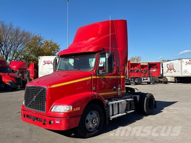 Volvo VNM200 牵引车