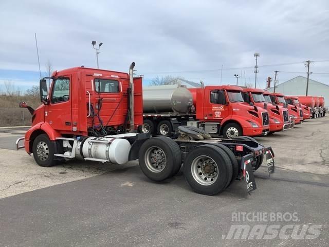 Volvo VNR 牵引车