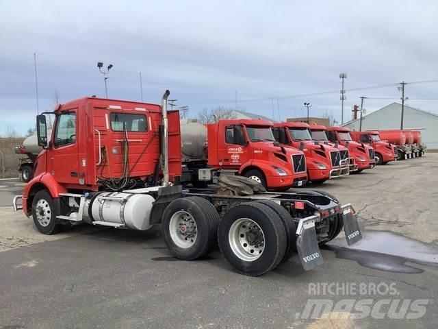 Volvo VNR 牵引车