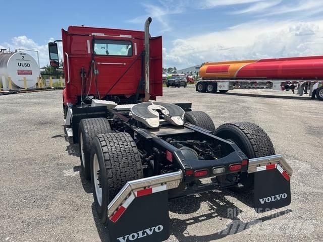 Volvo VNR 牵引车