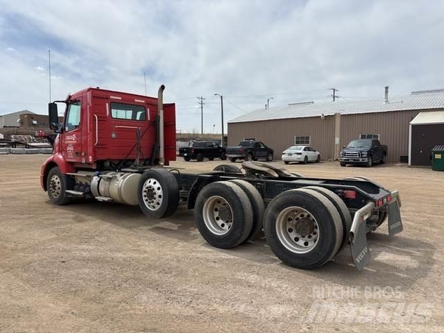 Volvo VNR 牵引车