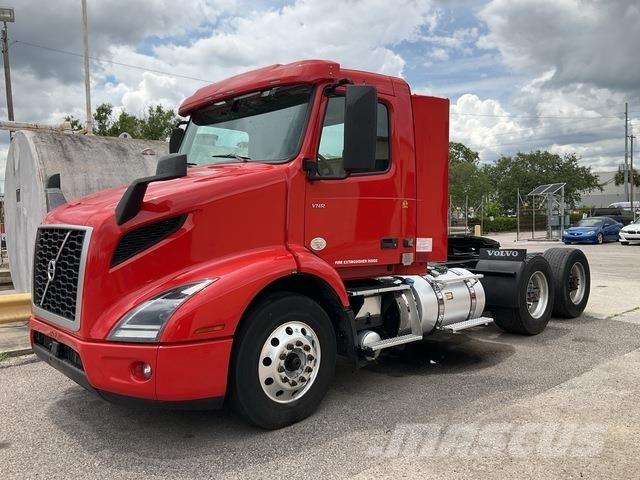 Volvo VNR 牵引车