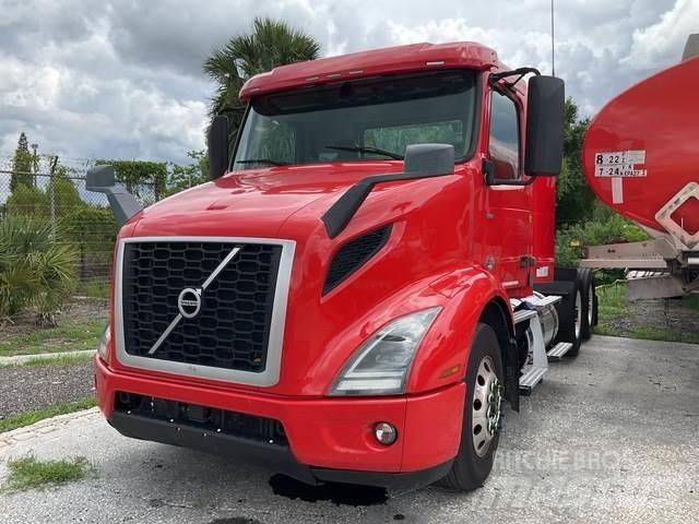 Volvo VNR 牵引车