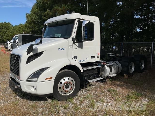Volvo VNR 牵引车