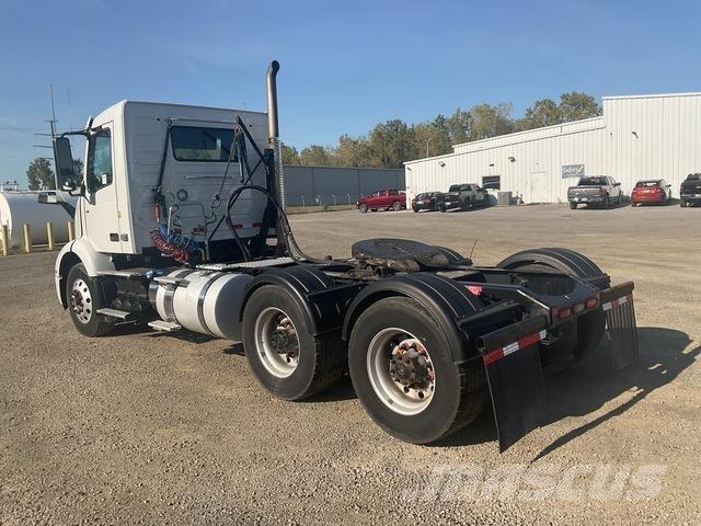 Volvo VNR 牵引车