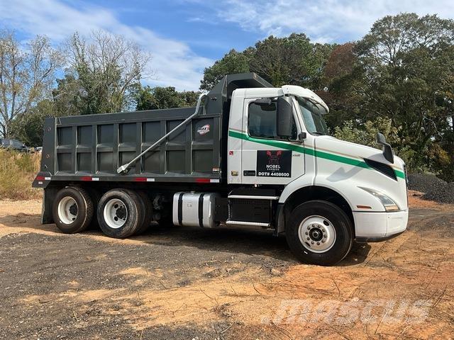 Volvo VNR 自卸式货车