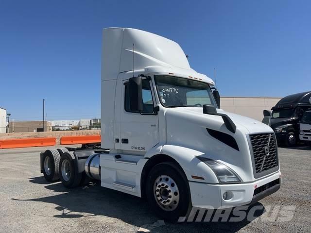 Volvo VNR300 牵引车