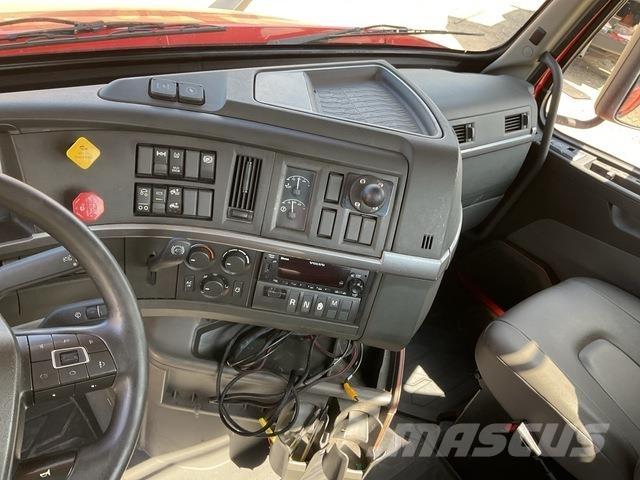 Volvo VNR300 牵引车