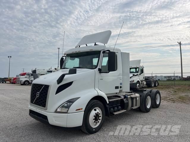 Volvo VNR64300 牵引车