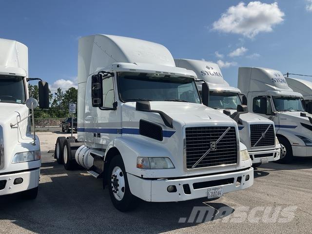 Volvo VNR64T 牵引车