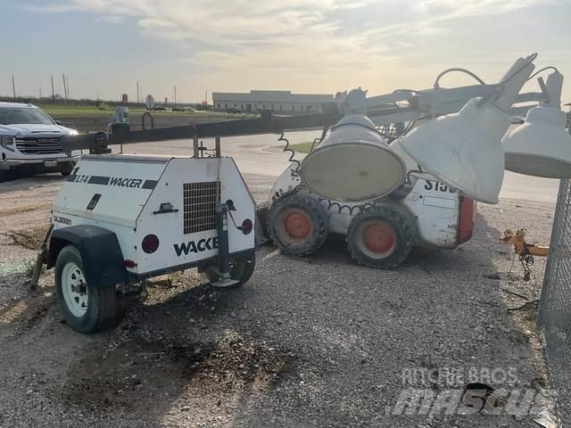 Wacker LT4 拖车式灯塔