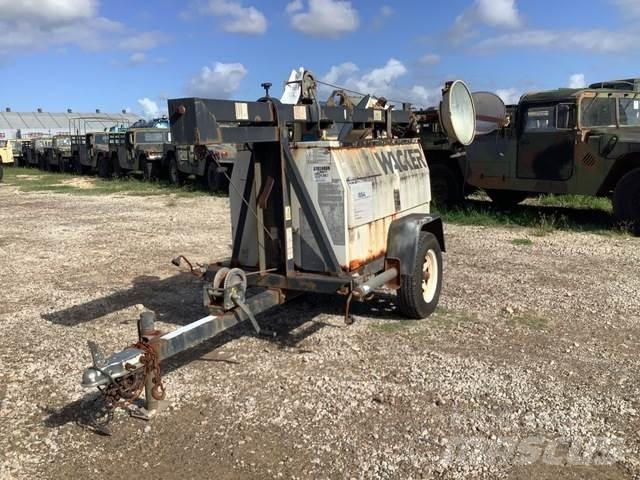 Wacker LTC4C 拖车式灯塔