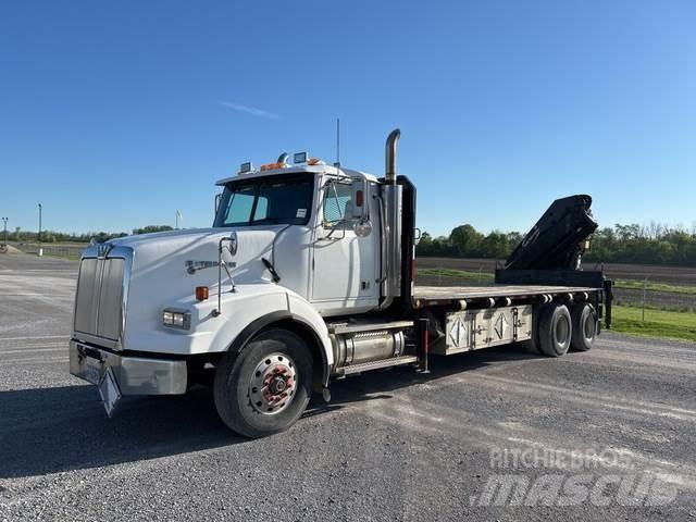 Western Star  平板栏板货车