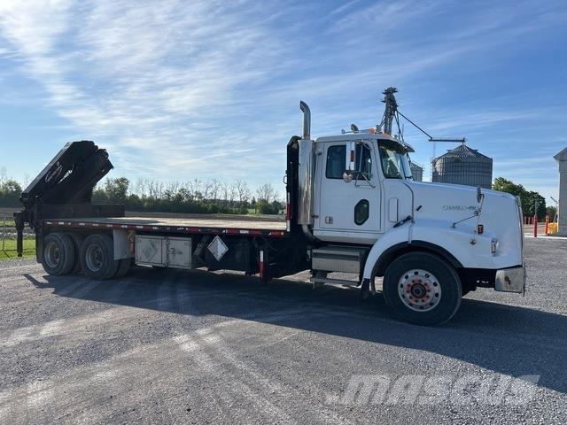 Western Star  平板栏板货车