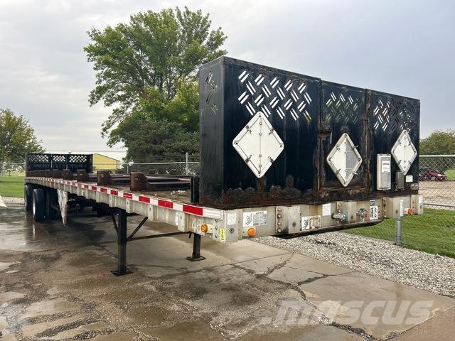 Wilson CF-900 自卸半挂车