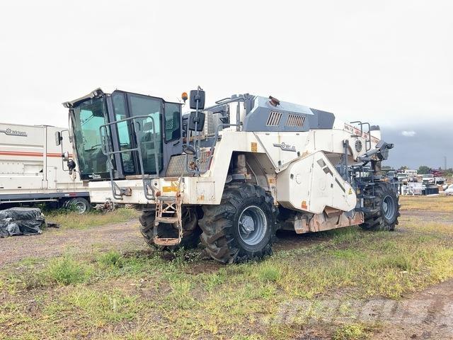 Wirtgen WR240 土壤压实机