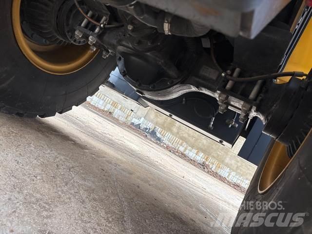 XCMG 938U 轮式装载机