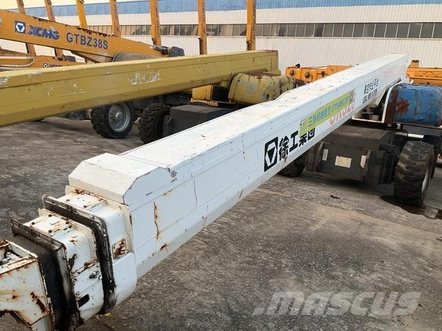 XCMG GKS28 直臂高空工作平台
