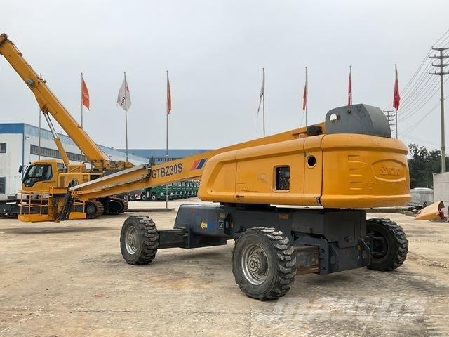 XCMG GTBZ32S 直臂高空工作平台