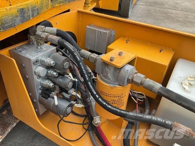 XCMG GTJZ1012 剪叉式升降机