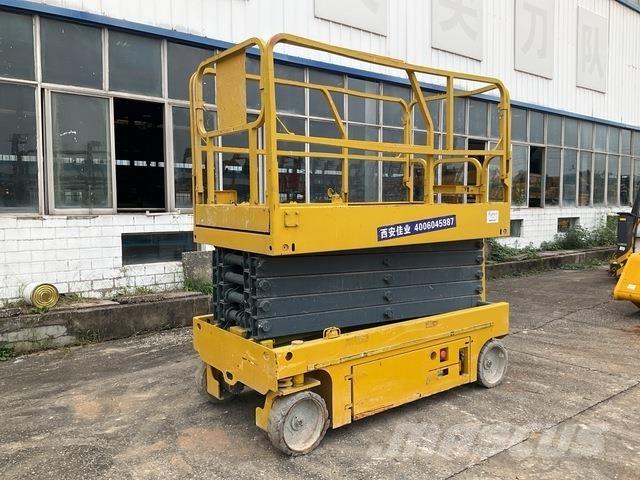 XCMG GTJZ1012 剪叉式升降机