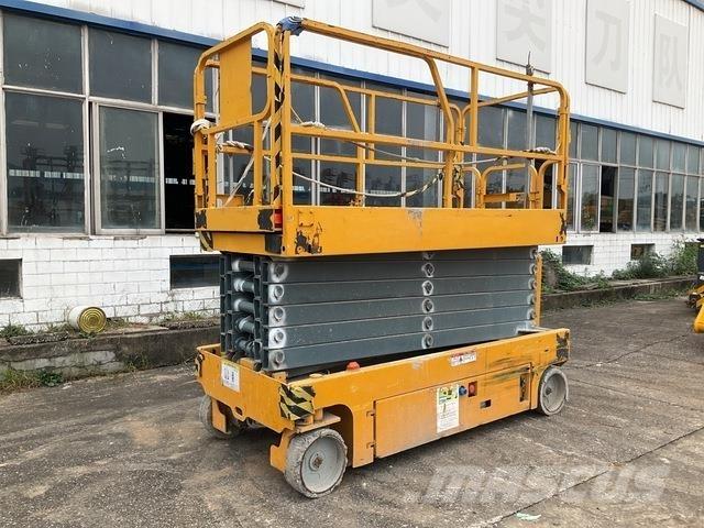 XCMG GTJZ1412 剪叉式升降机