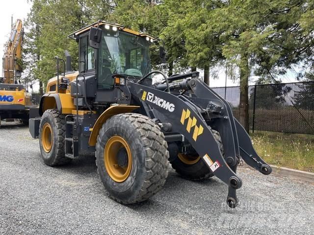 XCMG XC938U 轮式装载机