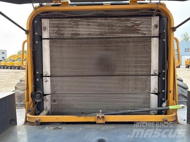 XCMG XC968I 轮式装载机